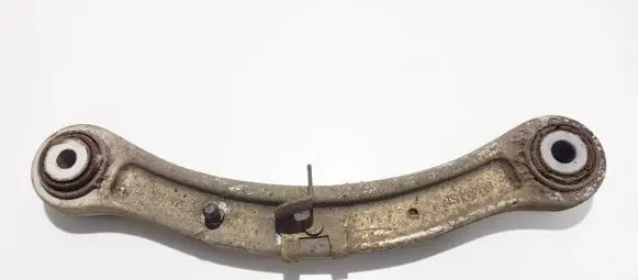 Rear upper control arm/wishbone
