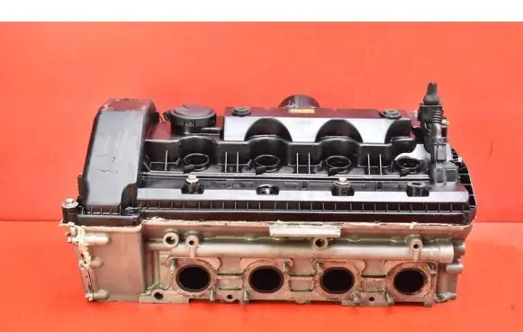 BMW 7 E38 Engine head 750640207