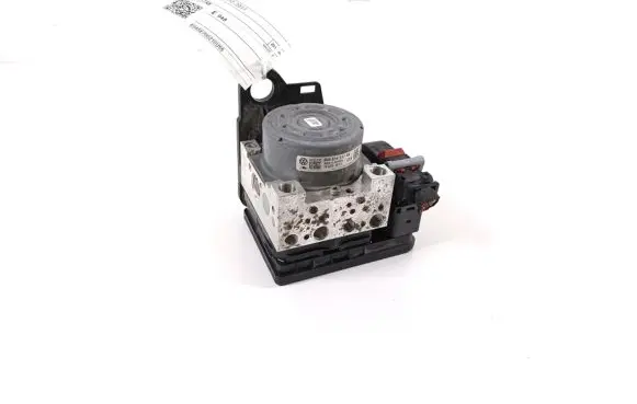 Volkswagen Golf VII ABS Pump 3Q0614517AB