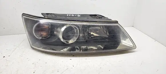 Hyundai Sonata Headlight/headlamp