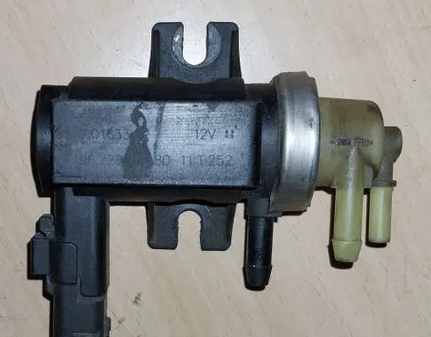 Volvo V50 Turbo solenoid valve 70163302
