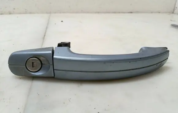 Ford C-MAX I Front door exterior handle 3M51R22404A