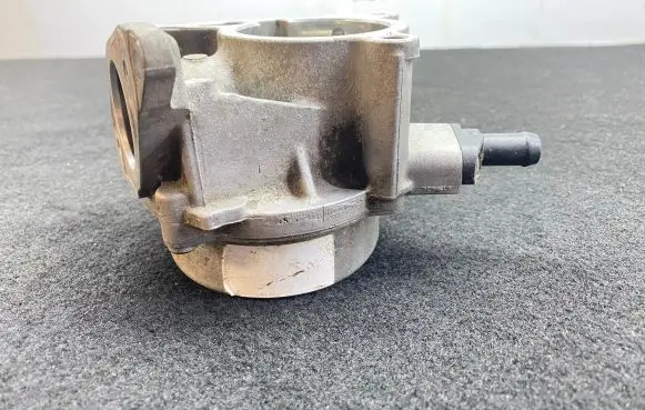 Audi A4 S4 B8 8K Vacuum pump AISi12CU1