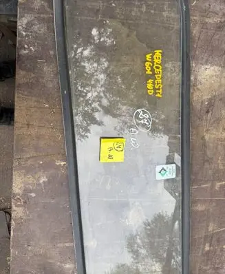 Mercedes-Benz T1 Side middle window/glass 56698989