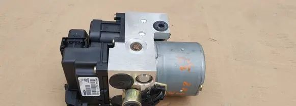 Porsche Boxster 986 ABS Pump 98635575500