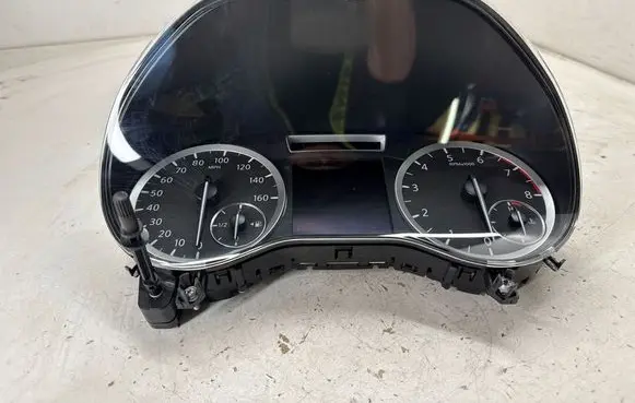 Infiniti QX30 Speedometer (instrument cluster) A0919007001 0263733022 A0919010201