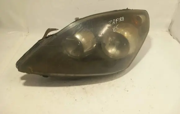 Opel Zafira B Headlight/headlamp