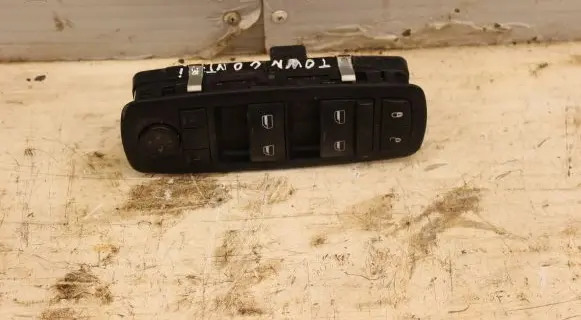 Chrysler Town & Country V Electric window control switch 10032628