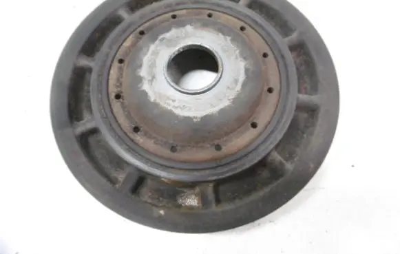Renault Megane II Crankshaft pulley