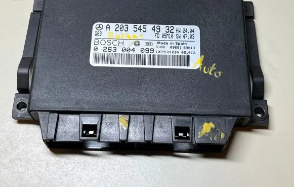 Mercedes-Benz C W203 Parking PDC control unit/module A2035454932 0263004099