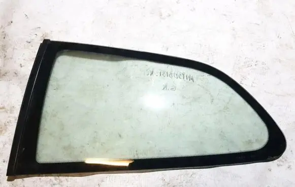 Mitsubishi Colt Rear side window