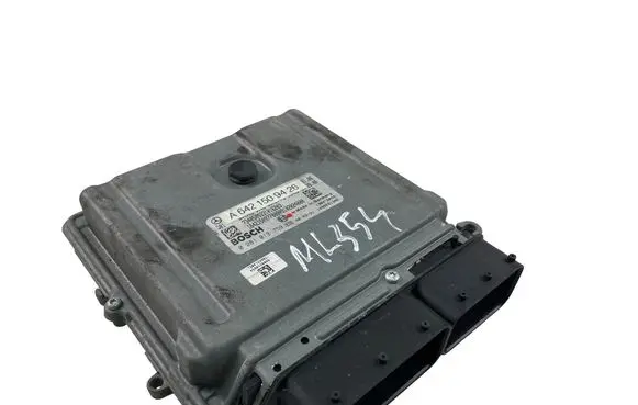 Mercedes-Benz R W251 Engine control unit/module A6421509426 0281013759