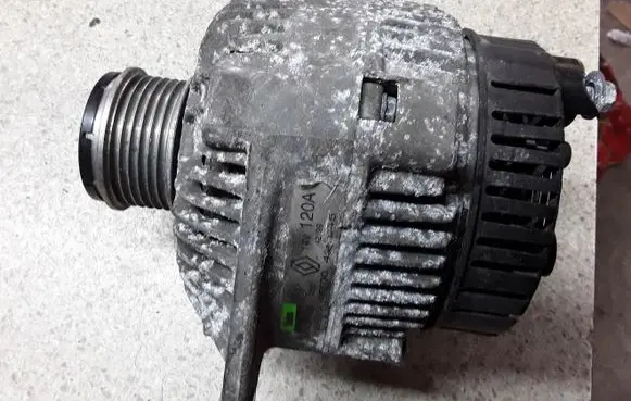 Volvo S40, V40 Generator/alternator 7700431945