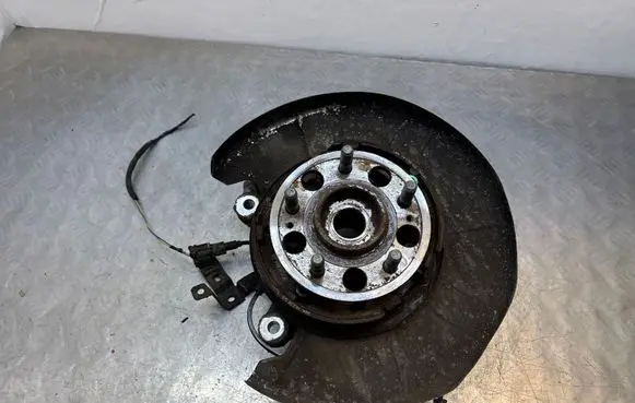 KIA Stinger Rear wheel hub spindle/knuckle