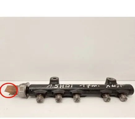 Ford Fiesta Fuel main line pipe 9804776780 28497Z01 172071136