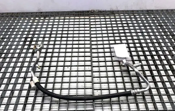Ford Fiesta Air conditioning (A/C) pipe/hose 