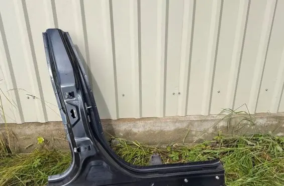 BMW iX3 G08 Sill