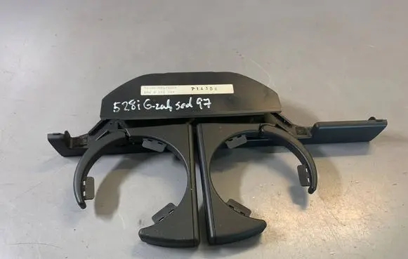 BMW 5 E39 Cup holder 8190206 51168190206