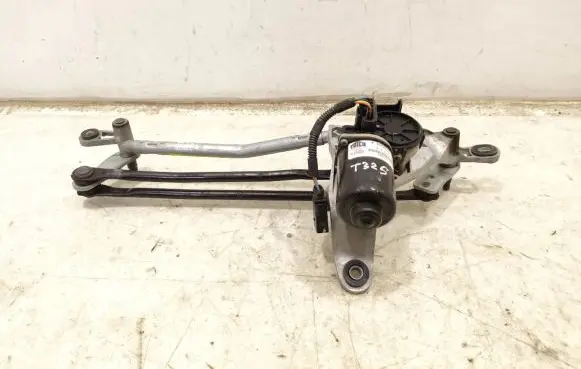 Maserati Quattroporte Front wiper linkage and motor 670007561