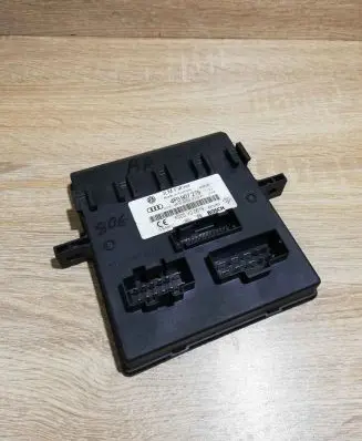 Audi A6 S6 C6 4F Comfort/convenience module 4F0907279