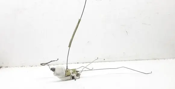Mitsubishi Pajero Front door lock