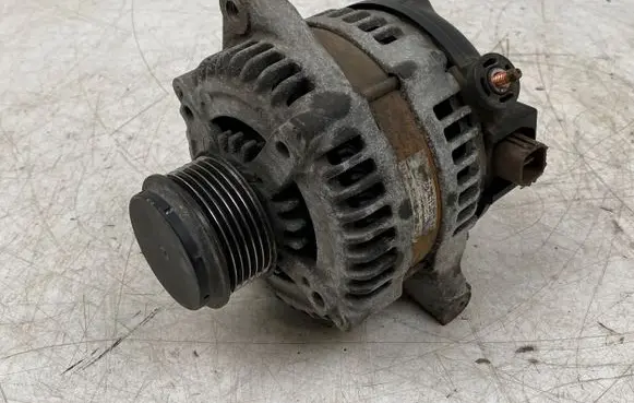 Toyota Corolla E140 E150 Generator/alternator 1042102530