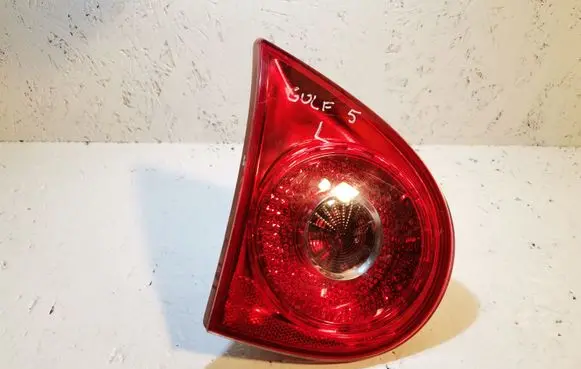 Volkswagen Golf V Tailgate rear/tail lights 1K6945093G