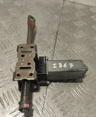 Dodge Durango Seat adjustment motor 920425100