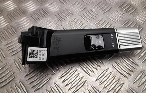 Hyundai Kona II Gear shifter/selector 467W0DF100