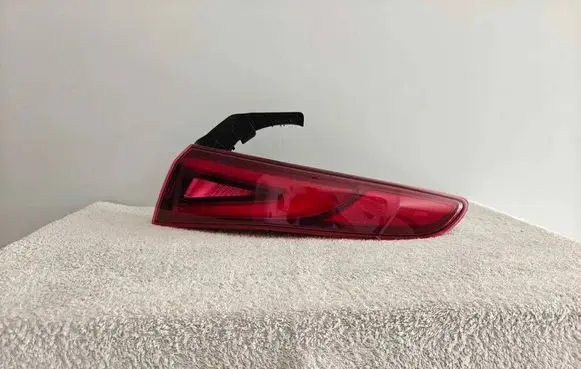 Alfa Romeo Giulia Rear/tail lights ALFA952T1ECE 00505627300 20690209