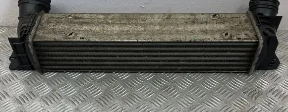 BMW 3 E90 E91 Intercooler radiator 7798788