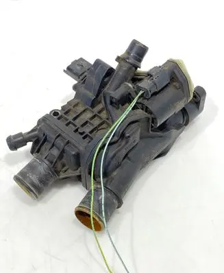 Toyota Proace Thermostat/thermostat housing 9804160380