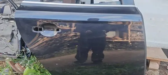 Volvo XC60 Rear door