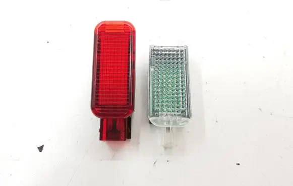 Audi A7 S7 4G Front door interior light 4E0947415
