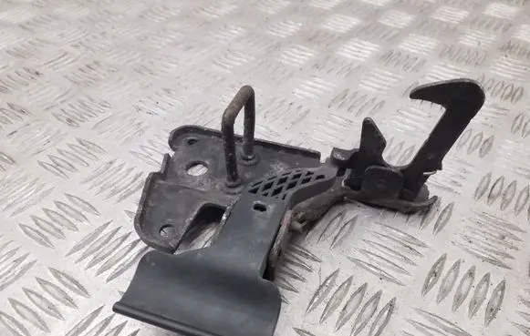 Audi A6 S6 C6 4F Engine bonnet/hood lock/latch loop/hook 4F0823480B