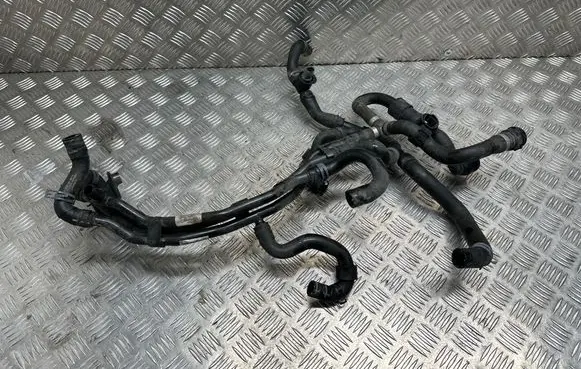 Volkswagen Golf VII Coolant pipe/hose 5Q0121064DC 162174