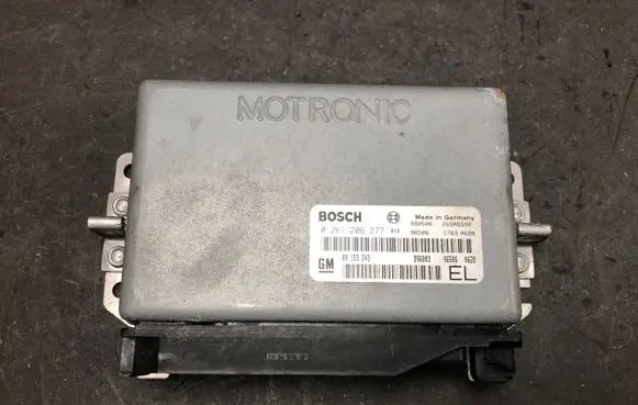 Opel Zafira A Engine control unit/module 0261203270 26SA5590