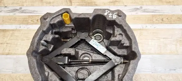 Peugeot 407 Tool set 9647054080 1A244129