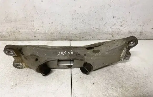 Cadillac ATS Engine mounting bracket 79307