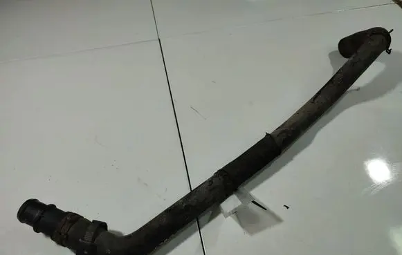 Mini One - Cooper Coupe R56 Engine coolant pipe/hose