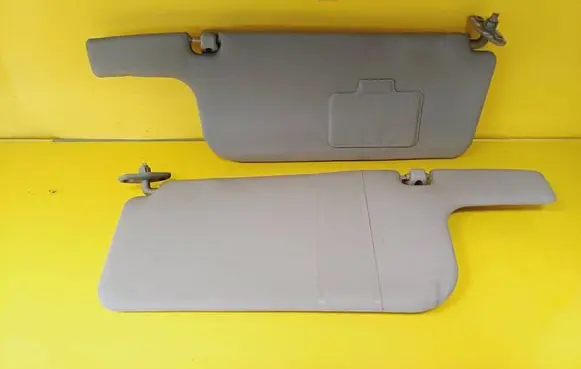 Mitsubishi Lancer Sun visor