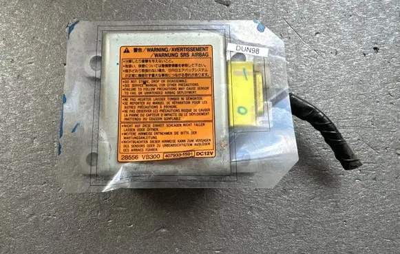Nissan Patrol Y61 Airbag control unit/module 28556VB300