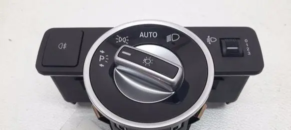 Mercedes-Benz A W176 Light switch A2129050651
