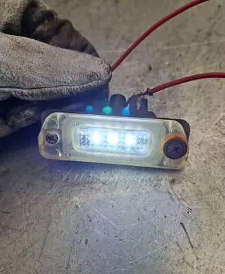 Mercedes-Benz ML W164 Number plate light