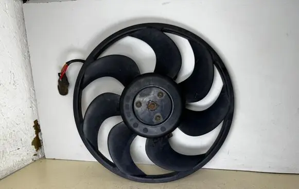 Mercedes-Benz Vito Viano W639 Fan impeller 3136613299 0130303878