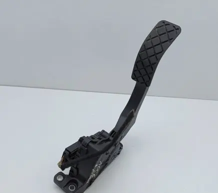 Audi A6 S6 C6 4F Accelerator throttle pedal 4F1721523A 6PV00898405