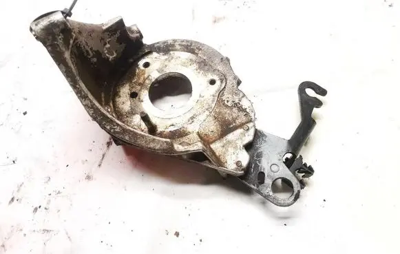Peugeot 406 Engine mounting bracket 96389217