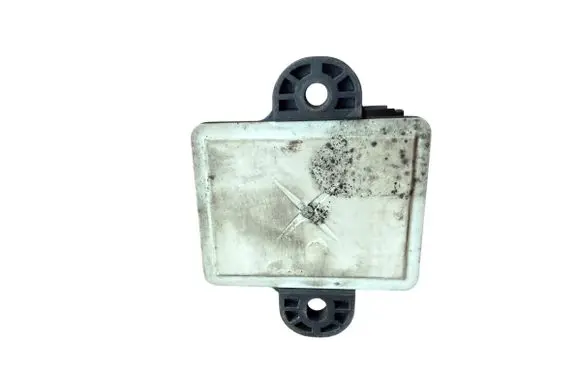 Mercedes-Benz E W212 Glow plug pre-heat relay A6519005502 SW2212 0522120204