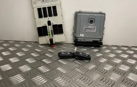 BMW 1 F20 F21 Engine ECU kit and lock set 8573562 0281019686 9315686