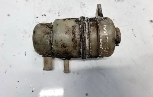 Mitsubishi Galant Power steering fluid tank/reservoir 